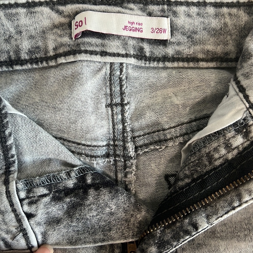 New Juniors' SO Jegging High-Rise - Picture 4 of 6